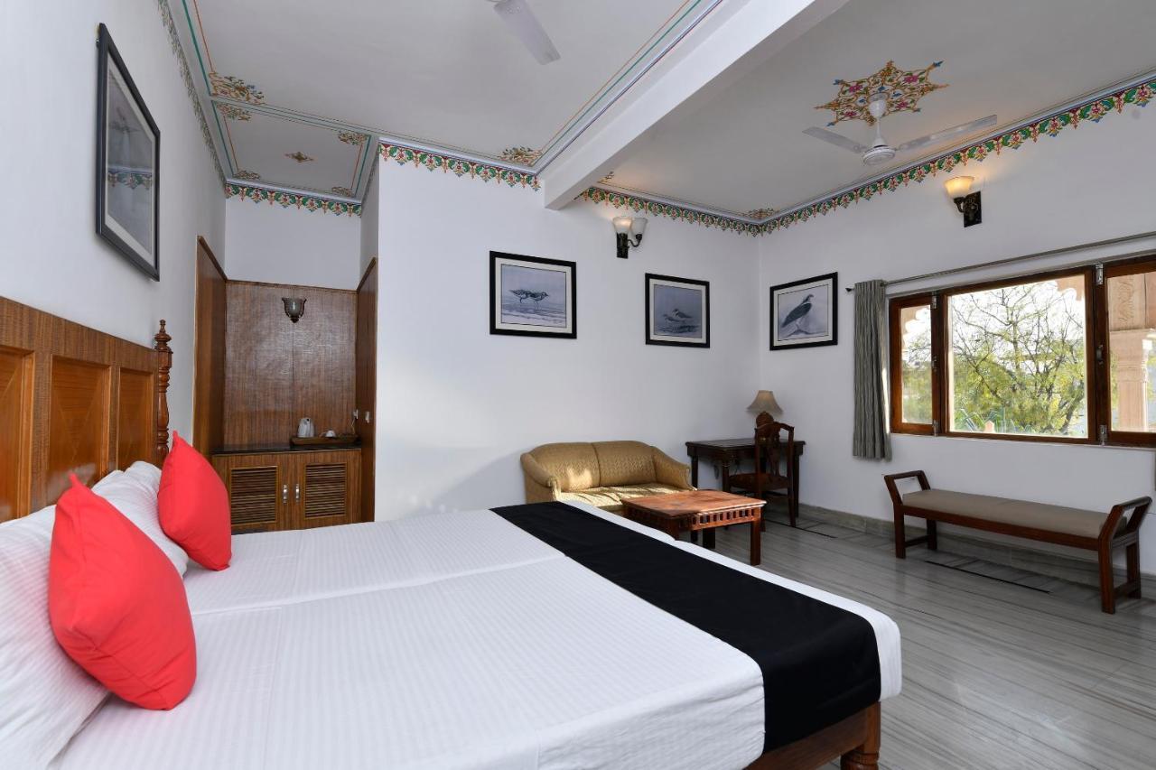 Hotel Sunbird Bharatpur Extérieur photo