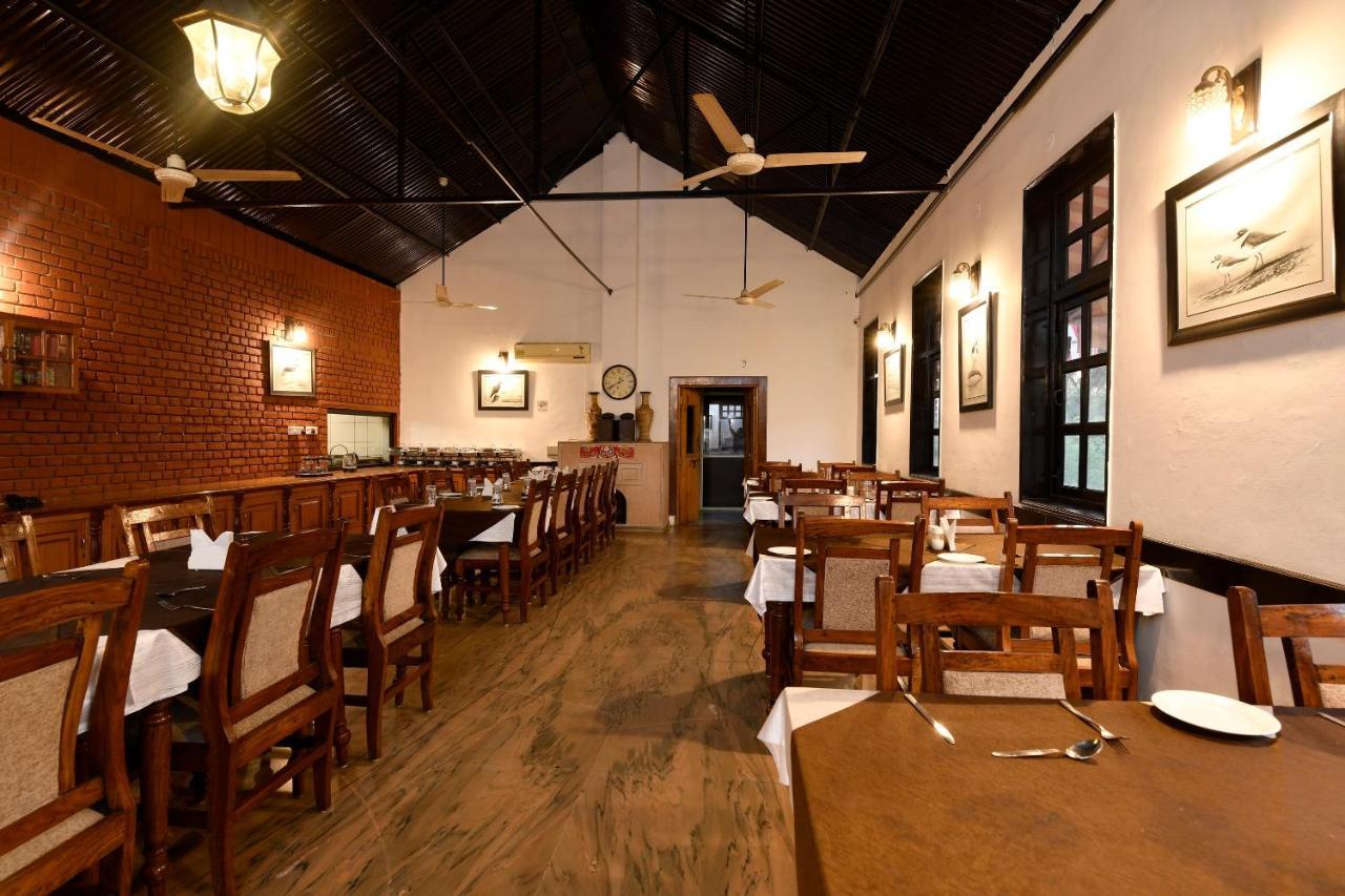 Hotel Sunbird Bharatpur Extérieur photo