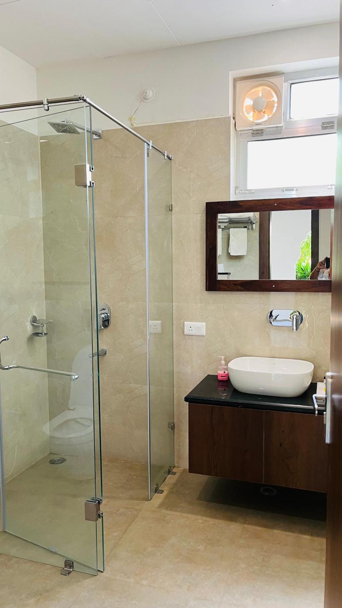 Hotel Sunbird Bharatpur Extérieur photo