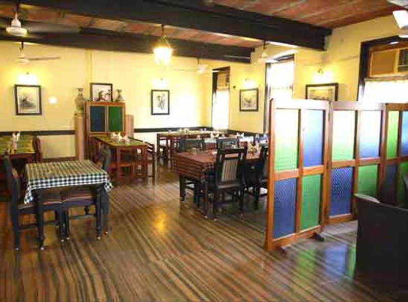 Hotel Sunbird Bharatpur Extérieur photo